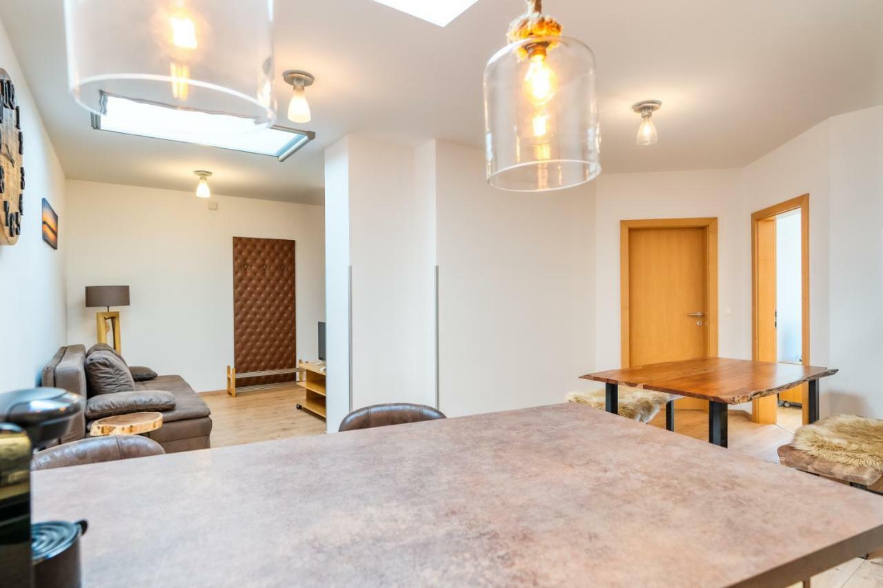 Weingut Gaestehaus D&D Haider Jois Exteriör bild
